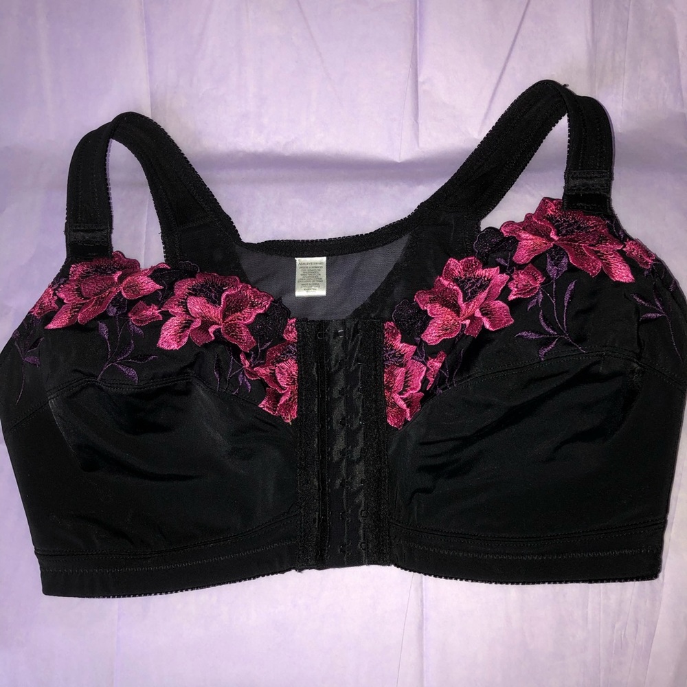 🌟Ashley Stewart Plus Size Full Coverage Black Bra